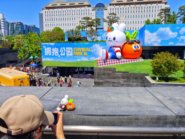 从鸟巢到街头，大型音乐现场点燃北京假日消费活力（留言有惊喜）